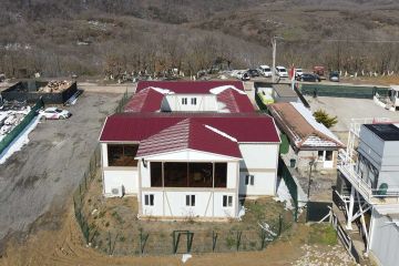 Budynki komercyjne i zarządcze 2