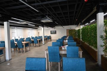 Budynki komercyjne i zarządcze 2