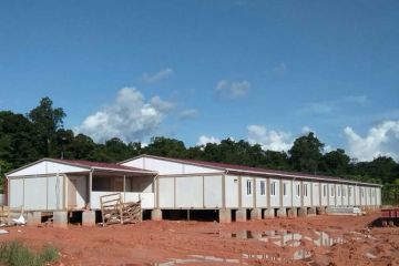 Budynki obronne i wojskowe