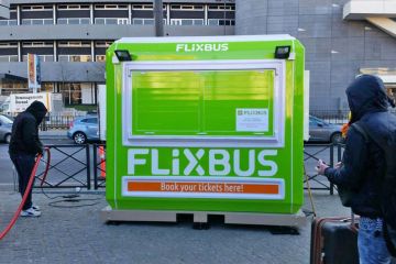 Budki biletowe Flixbus we Francji od Karmod