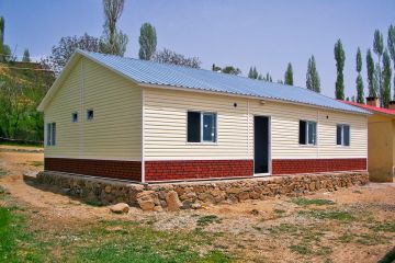 Ukończono projekt 10 szkół prefabrykowanych